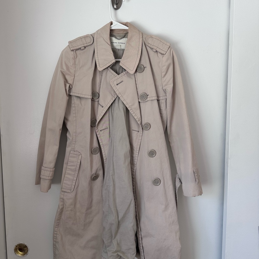 Banana Republic Light Tan Trench Coat